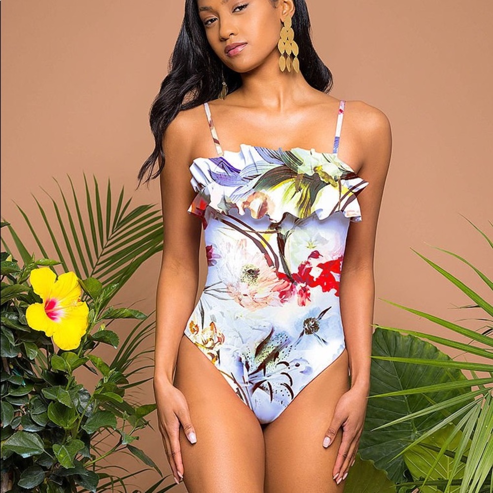NWT Ochie Annie Swimsuit Sandy Blossom originally $200